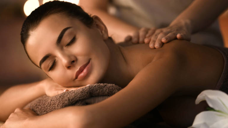 Le massage bien-être par excellence: le massage ayurvédique dans votre institut SIDDARTA!